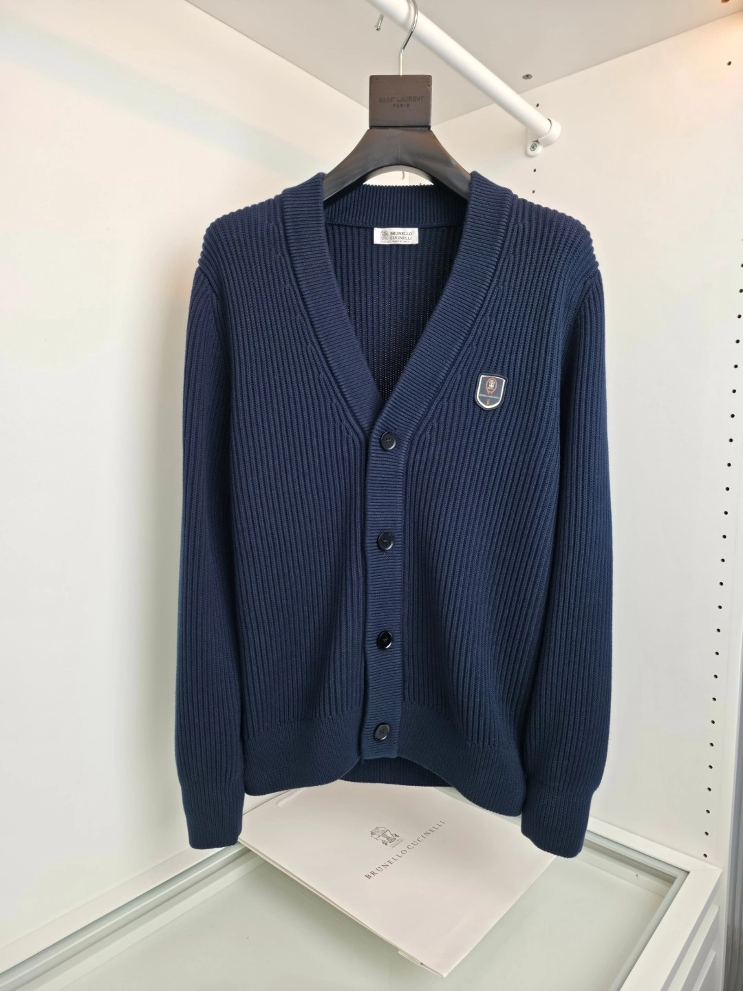 wg.luxury-- 2ru9588o wool embroidery 2colour item: E-F443J1818-2H